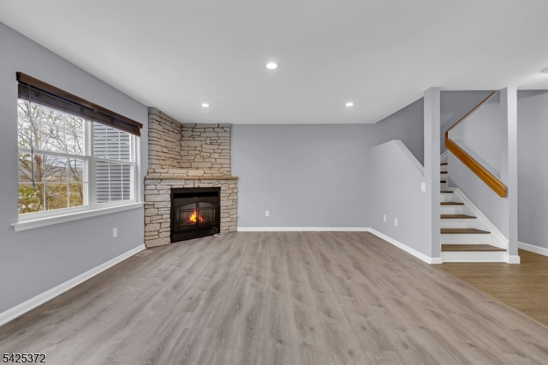 Seasons Glen - Residential Lease