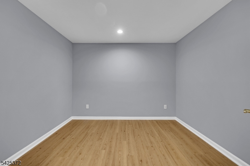 Seasons Glen - Residential Lease