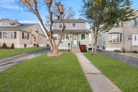 117 Crestwood Ave, Nutley Twp., NJ 07110 - #: 3940610