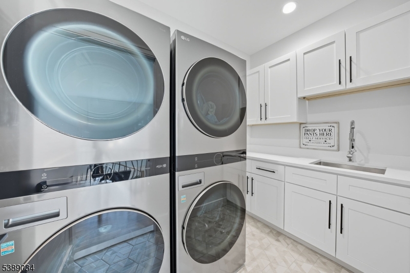 Riker Hill - Residential