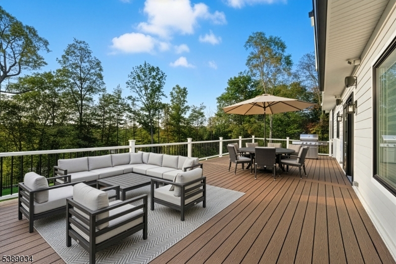 Riker Hill - Residential