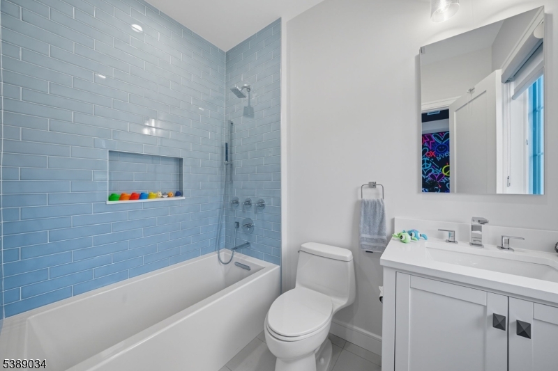 Riker Hill - Residential