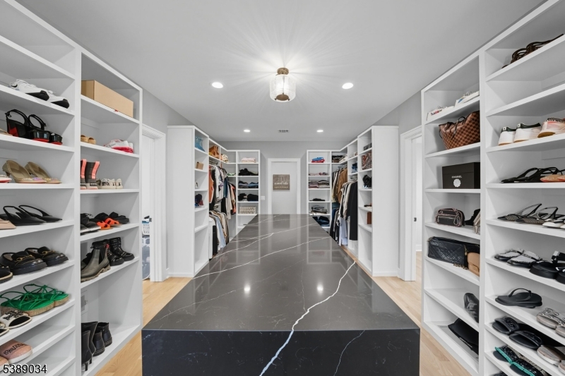 Riker Hill - Residential