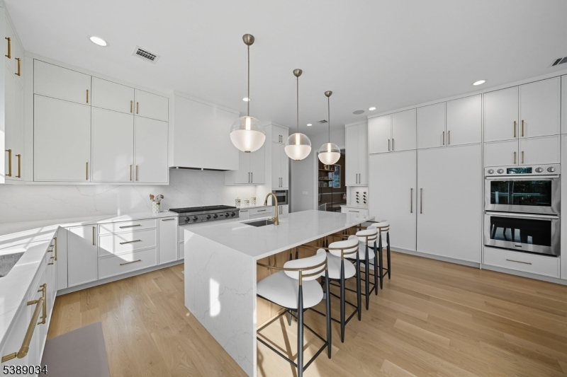 Riker Hill - Residential