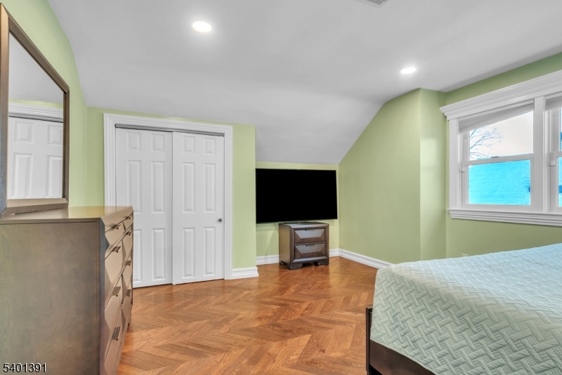 Midland Park - Residential