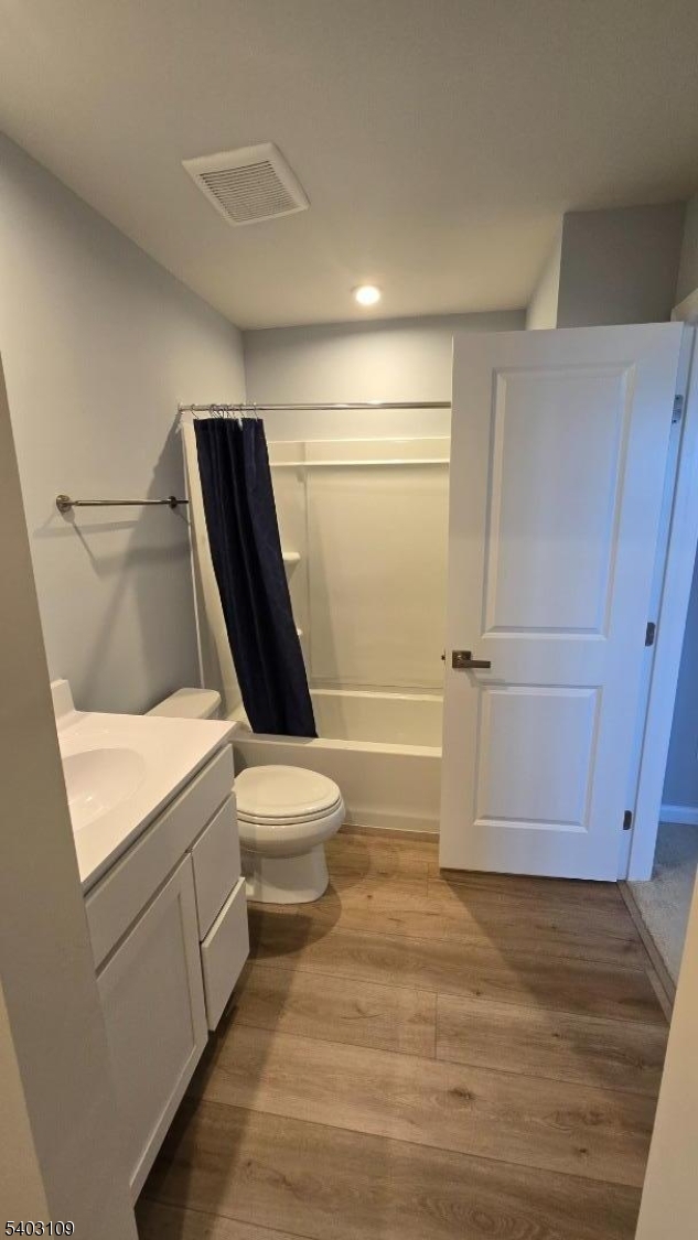 Hawk Pointe/Natures Legacy - Residential Lease