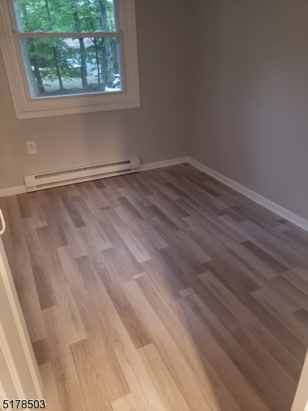 HIGHLAND LAKES - Residential Lease