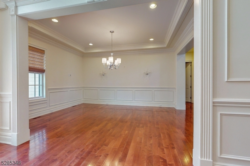 SADDLE RIVER GRAND - Residential