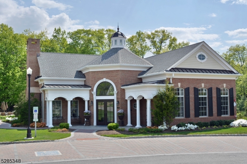 SADDLE RIVER GRAND - Residential