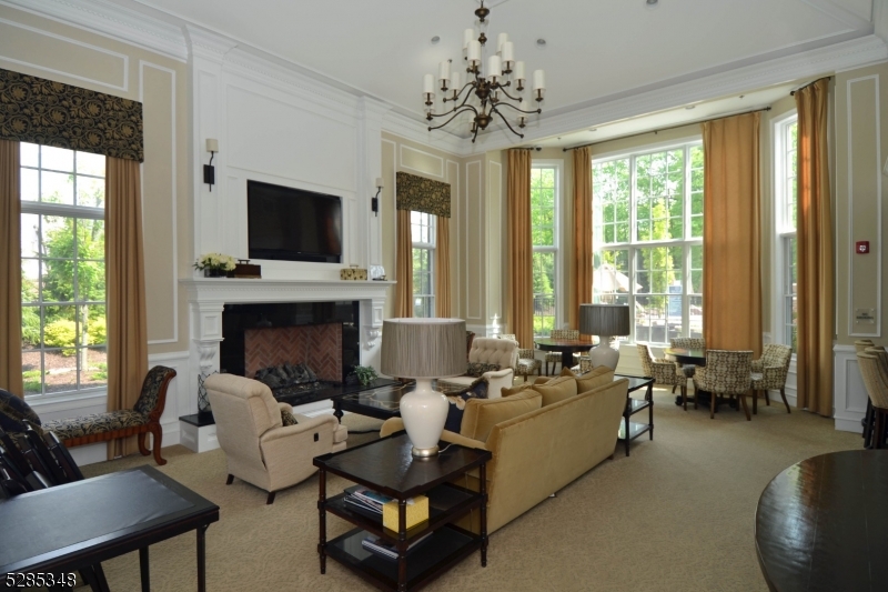 SADDLE RIVER GRAND - Residential