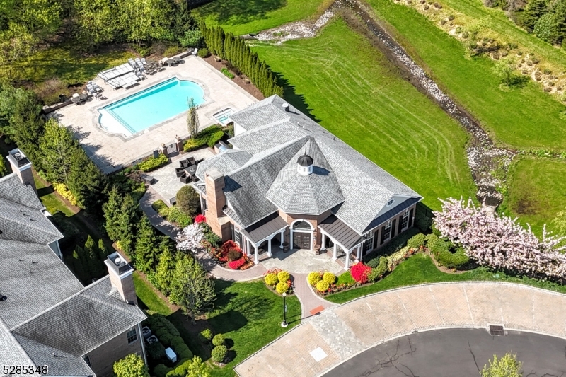 SADDLE RIVER GRAND - Residential