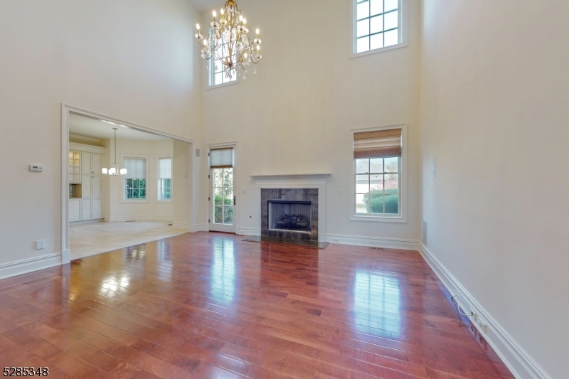 SADDLE RIVER GRAND - Residential