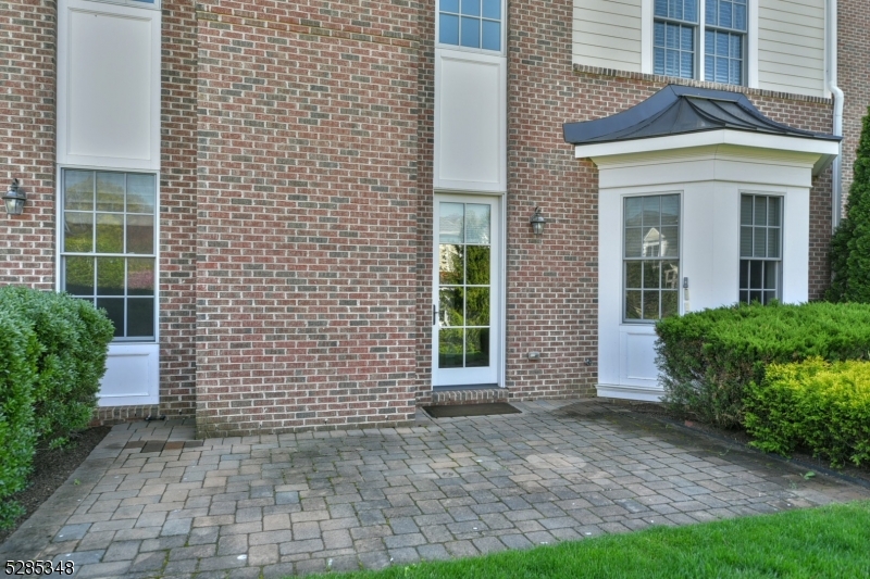 SADDLE RIVER GRAND - Residential