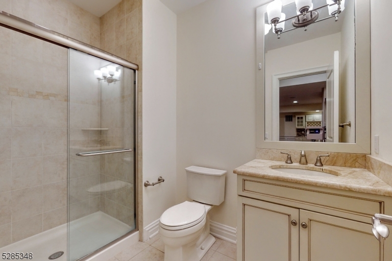 SADDLE RIVER GRAND - Residential