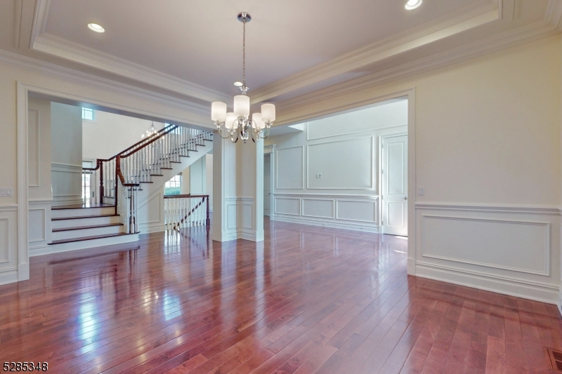 SADDLE RIVER GRAND - Residential
