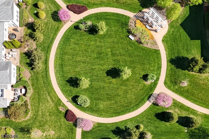 SADDLE RIVER GRAND - Residential