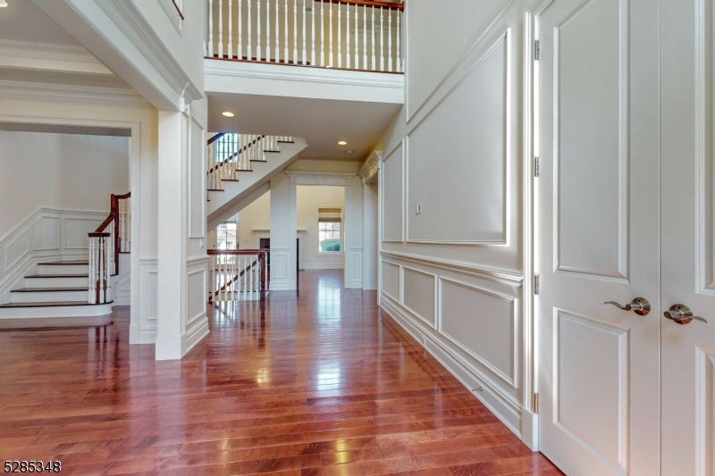 SADDLE RIVER GRAND - Residential