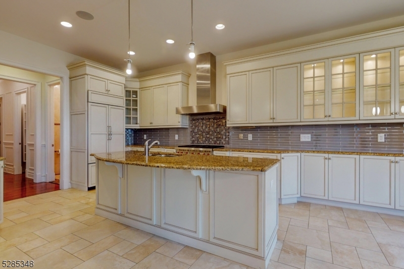 SADDLE RIVER GRAND - Residential