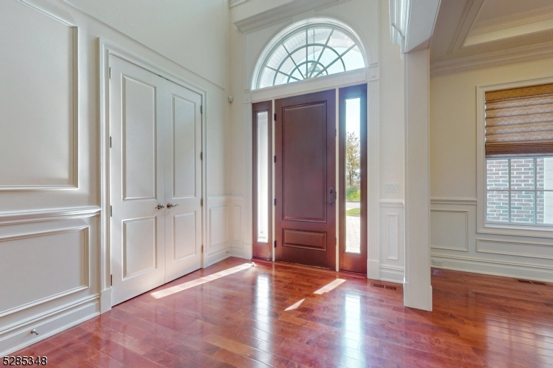 SADDLE RIVER GRAND - Residential