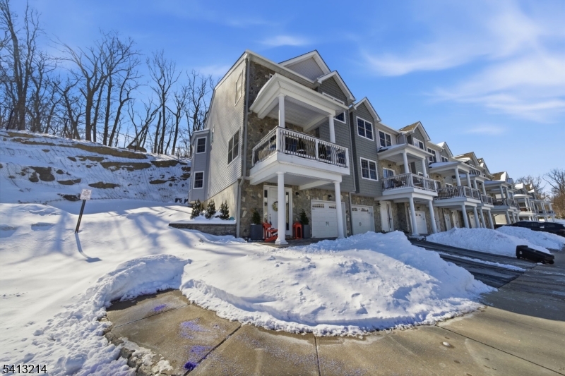 Argonne Woods - Residential