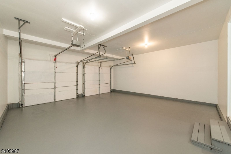 Washington Meadows - Residential