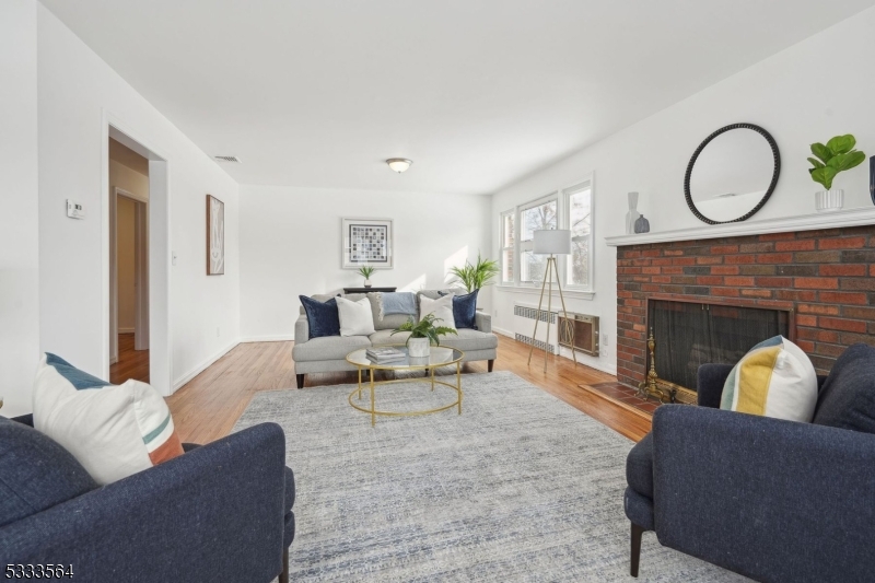 104 Liberty Ave