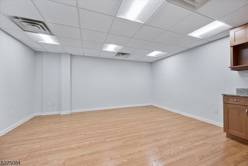 Rockaway Boro, New Jersey 07866, United States, ,Residential,Active,185332