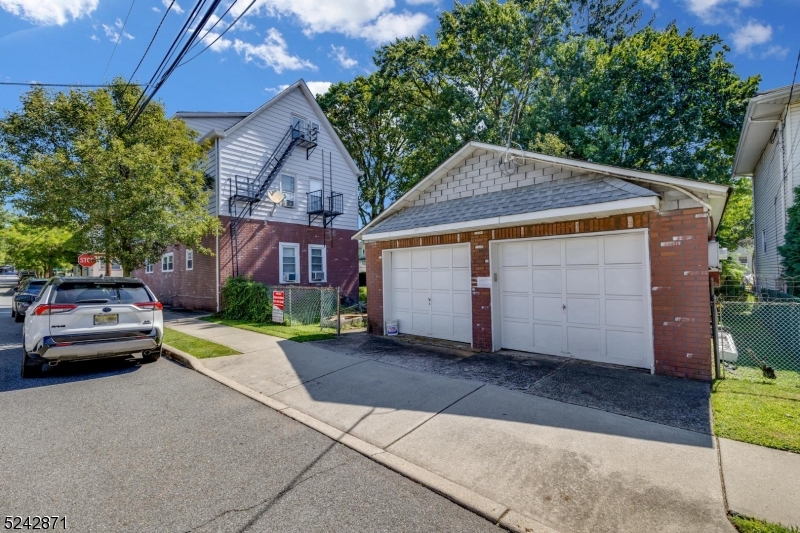 Athenia - Residential Income