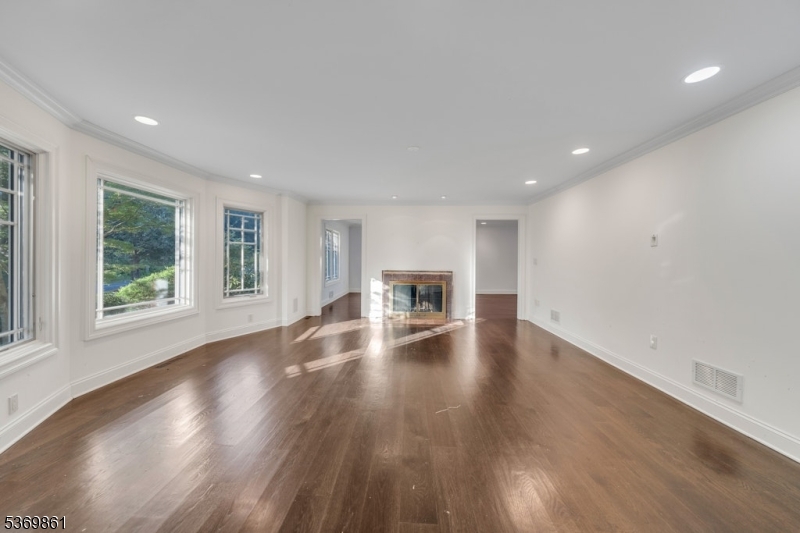 Short Hills - Residential