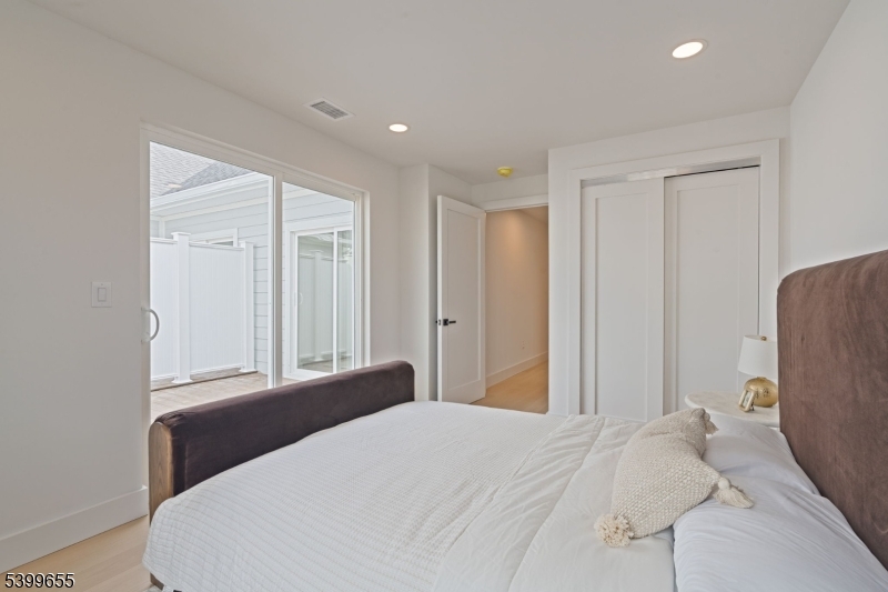 Avon Lakeview Townhomes - Residential