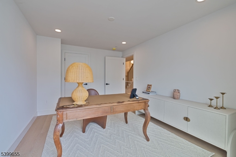 Avon Lakeview Townhomes - Residential