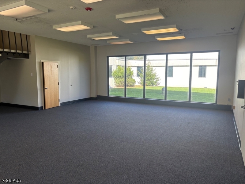 Bridgewater Twp., New Jersey 08807, United States, ,Residential,Active,231656