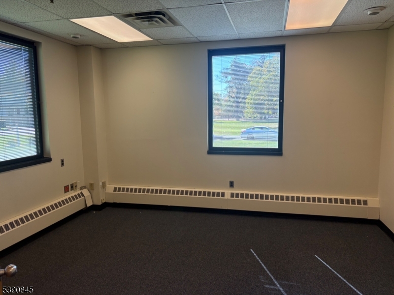 Bridgewater Twp., New Jersey 08807, United States, ,Residential,Active,231656