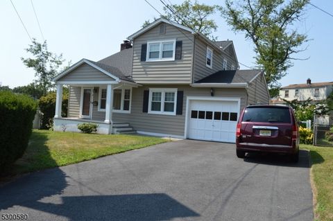 11 Sundown Ln, Clifton City, NJ 07013 - #: 3913301