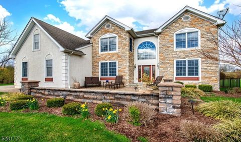 21 Scenic Hills Dr, Blairstown Twp., NJ 07825 - #: 3896439