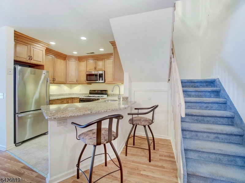 Montville Chase - Residential