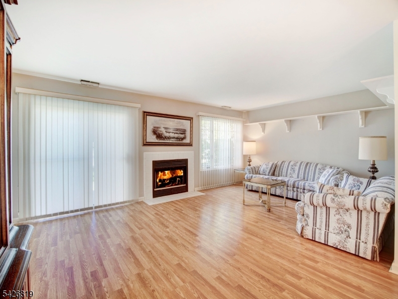 Montville Chase - Residential