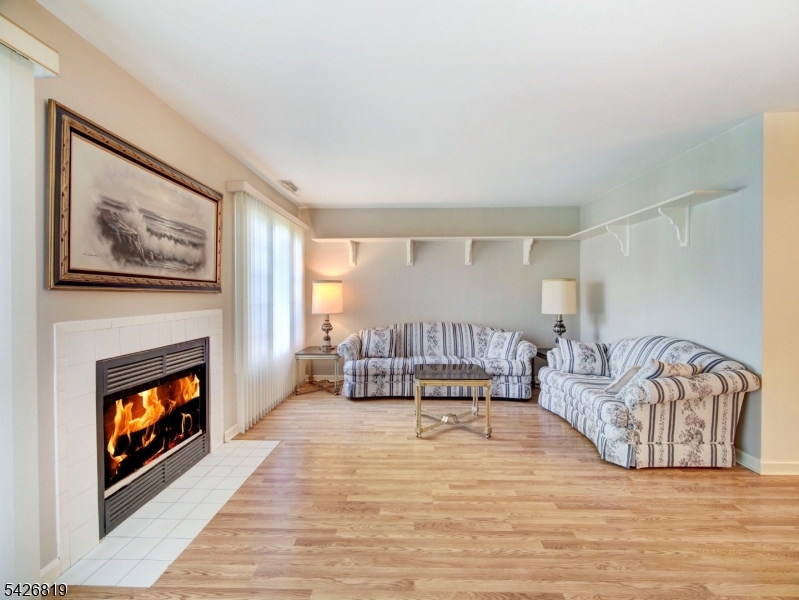 Montville Chase - Residential