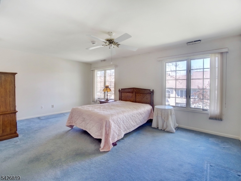 Montville Chase - Residential