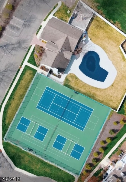 Montville Chase - Residential