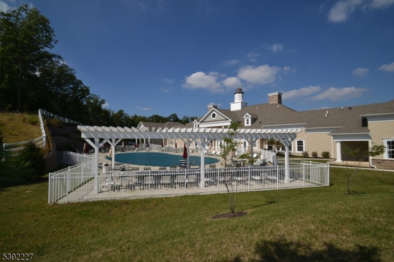 GREENBRIAR FOX RIDGE - Residential