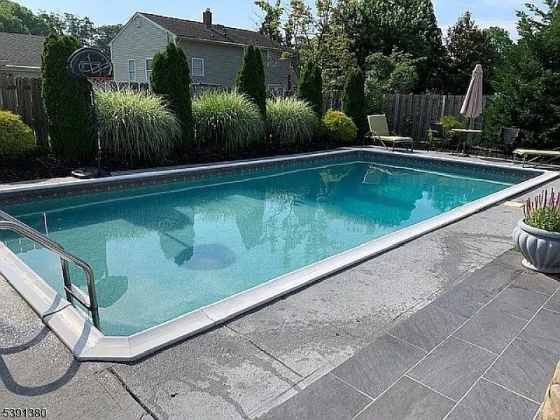 Colonia - Residential