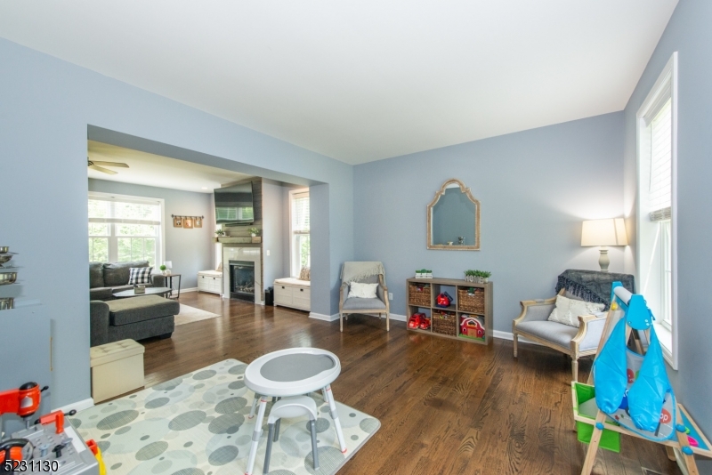 Schooleys Mtn - Residential