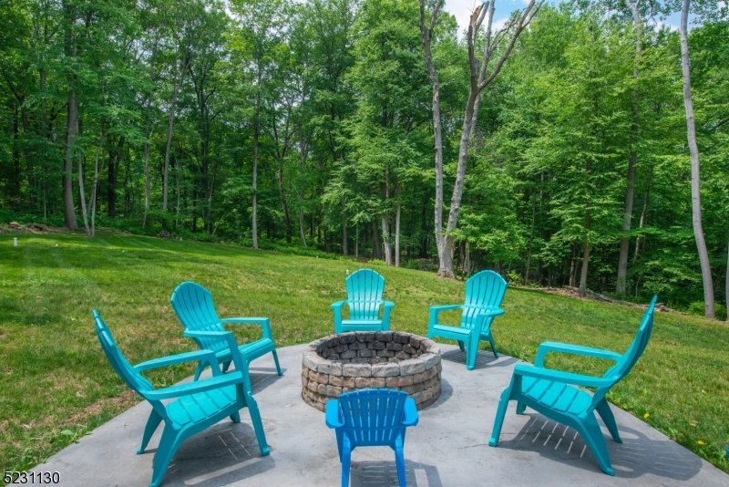 Schooleys Mtn - Residential