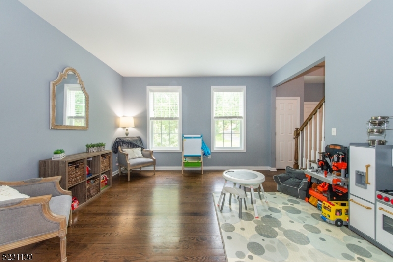 Schooleys Mtn - Residential