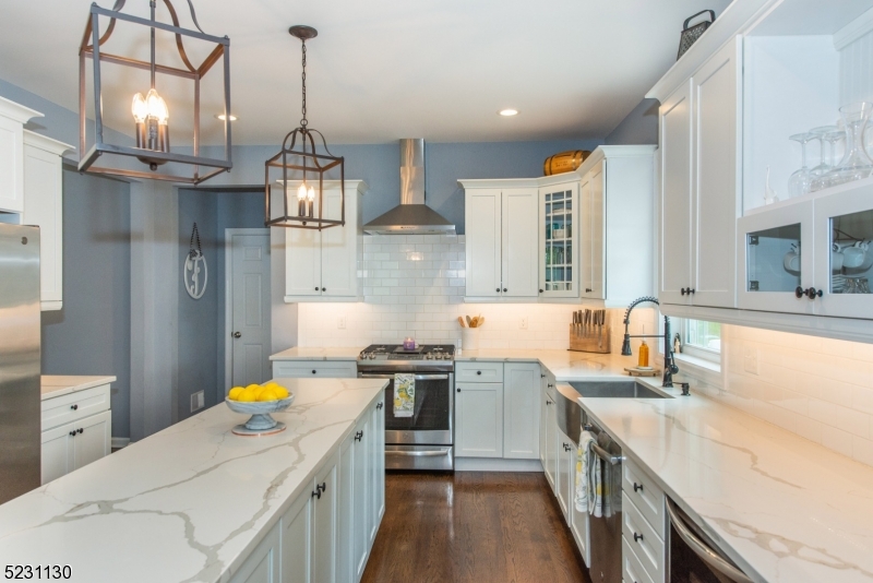 Schooleys Mtn - Residential