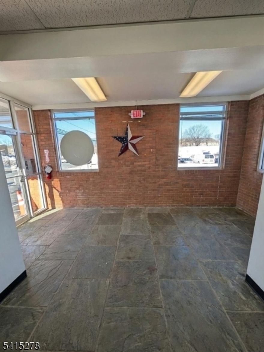 1000 sq feet of space for office or business use. Zoned commercial, industrial