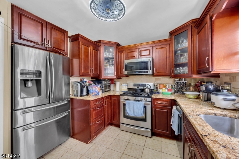 Putnam Ridge - Residential