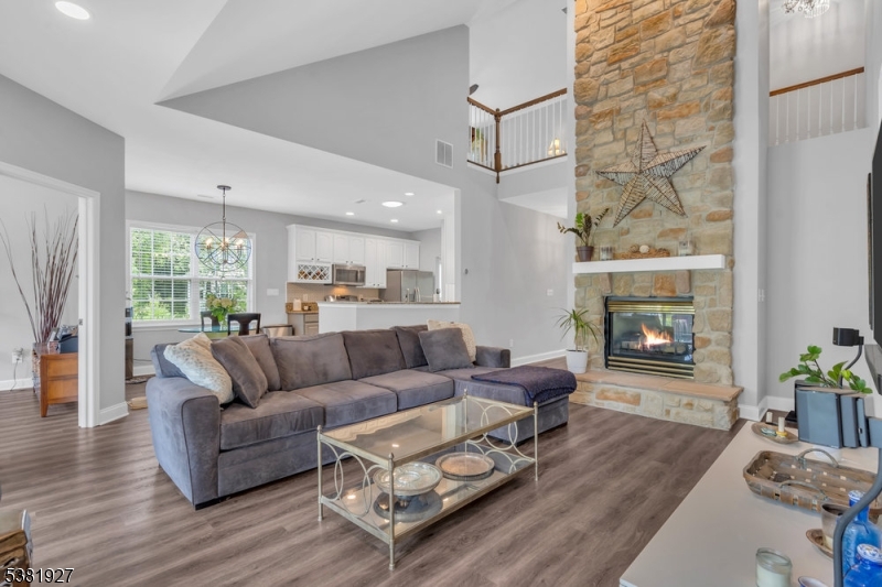 Wellington Manor - Residential