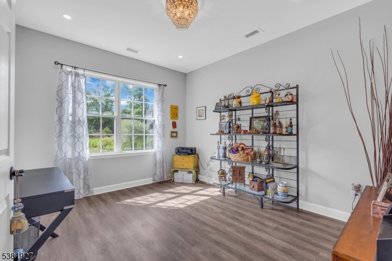 Wellington Manor - Residential